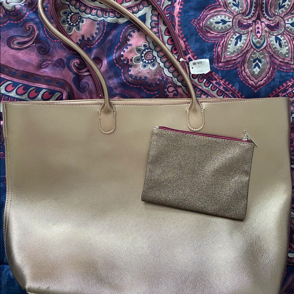 NWT Victoria’s Secret Gold Tote and makeup bag